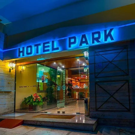 מלון Park 2*